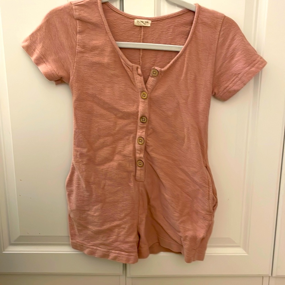 Of One Sea Romper sz 9/10